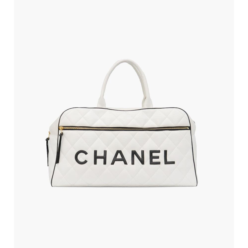 CHANEL white bowling bag A-A13237